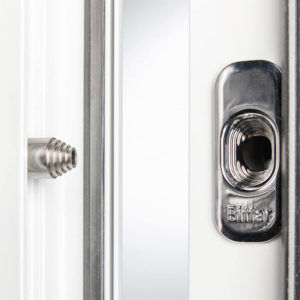 Hochsicherer Biffar Türschloss mit digitaler Zugangskontrolle für moderne Sicherheit.