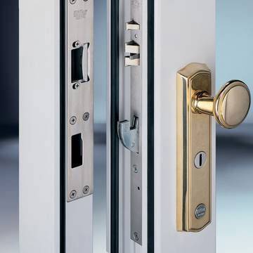 Hochwertiges Türschloss mit modernem Design und Sicherheitstechnik.